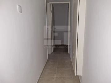 Apartamento T2 para Venda em Campolide