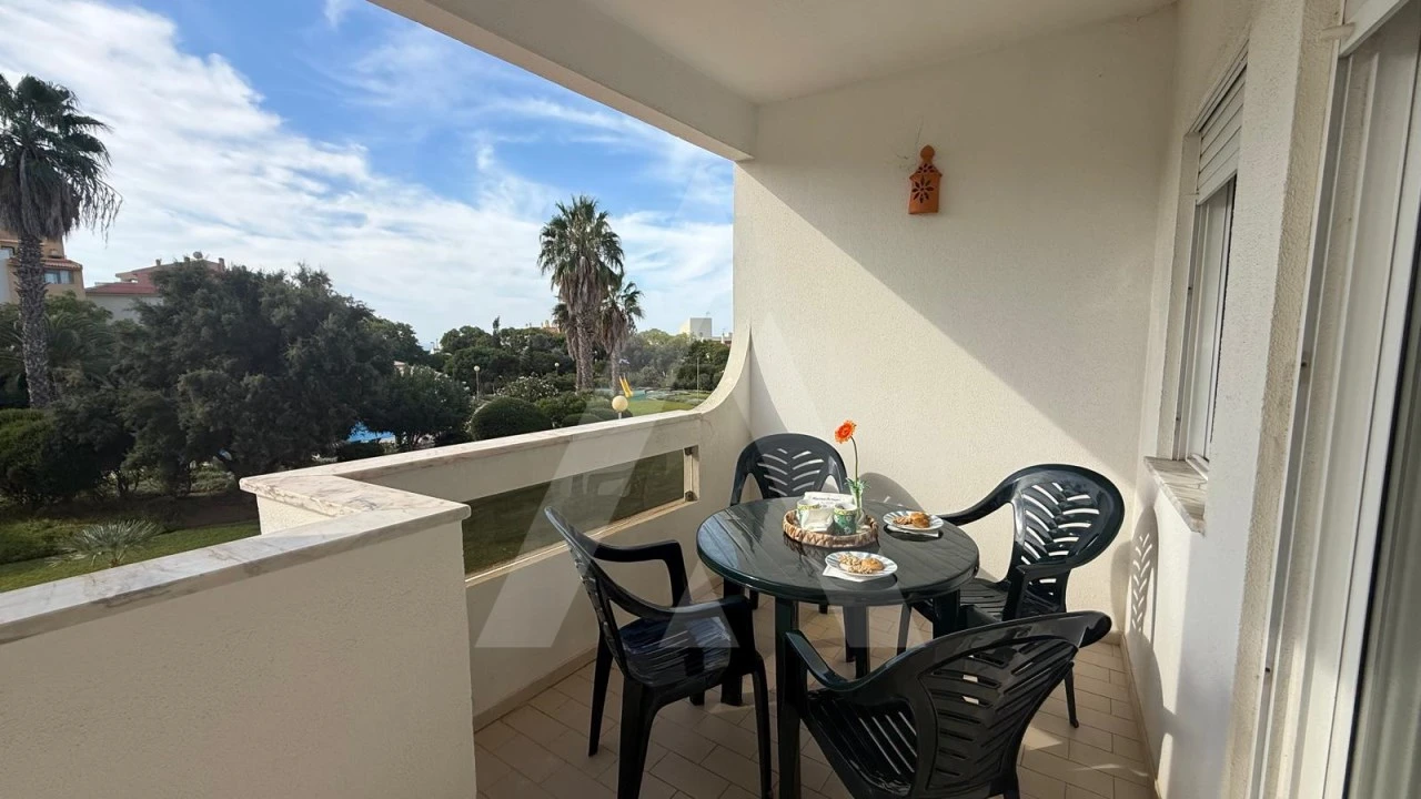 Apartamento T2 para Arrendamento em Albufeira e Olhos de Água Foto 12