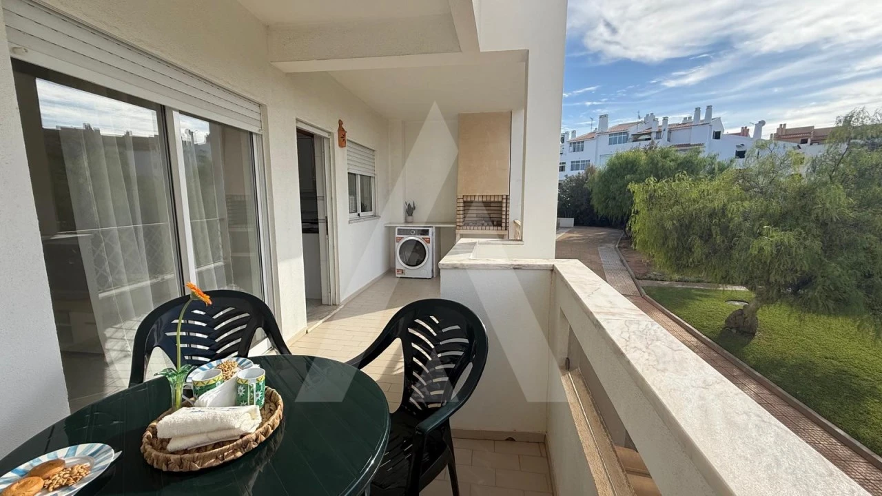 Apartamento T2 para Arrendamento em Albufeira e Olhos de Água Foto 14