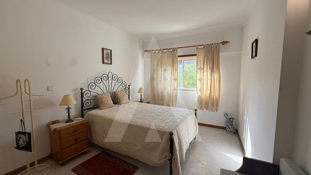 Apartamento T2 para Arrendamento em Albufeira e Olhos de Água Foto 18