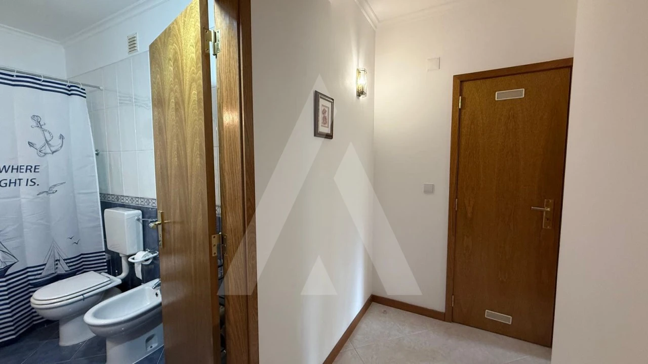 Apartamento T2 para Arrendamento em Albufeira e Olhos de Água Foto 27