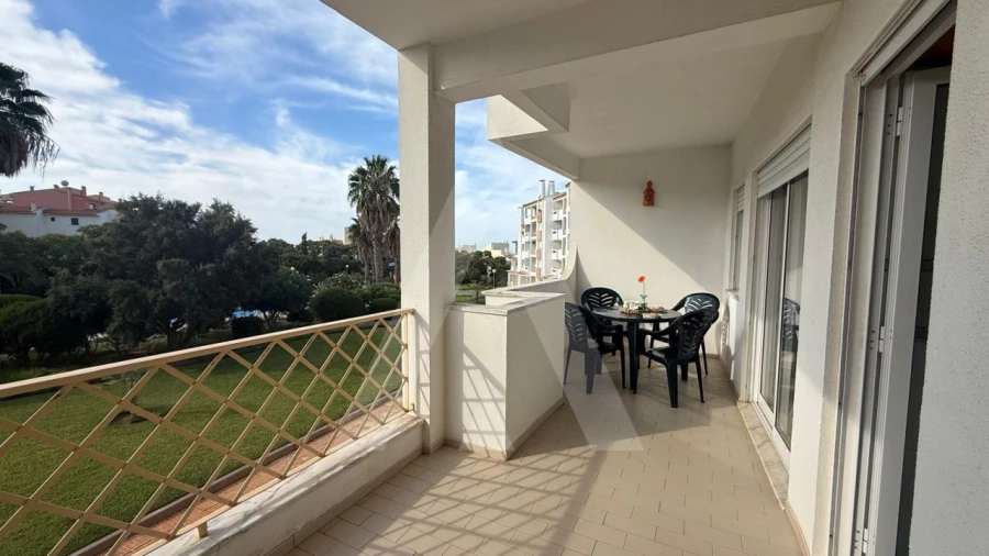 Apartamento T2 para Arrendamento em Albufeira e Olhos de Água Foto 11