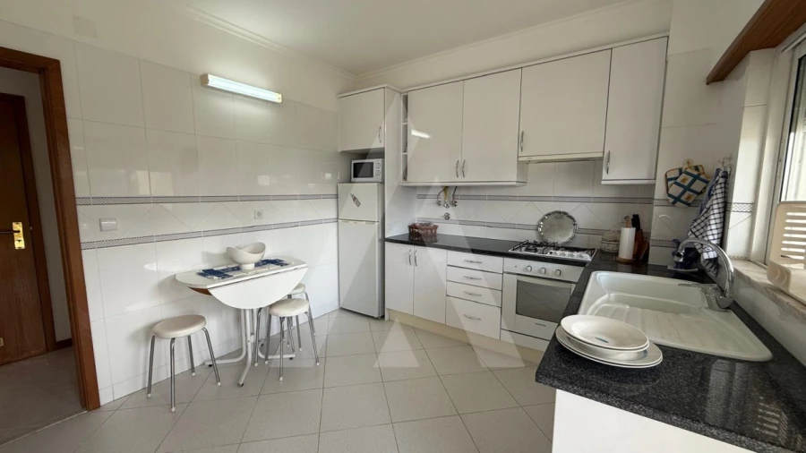 Apartamento T2 para Arrendamento em Albufeira e Olhos de Água Foto 26