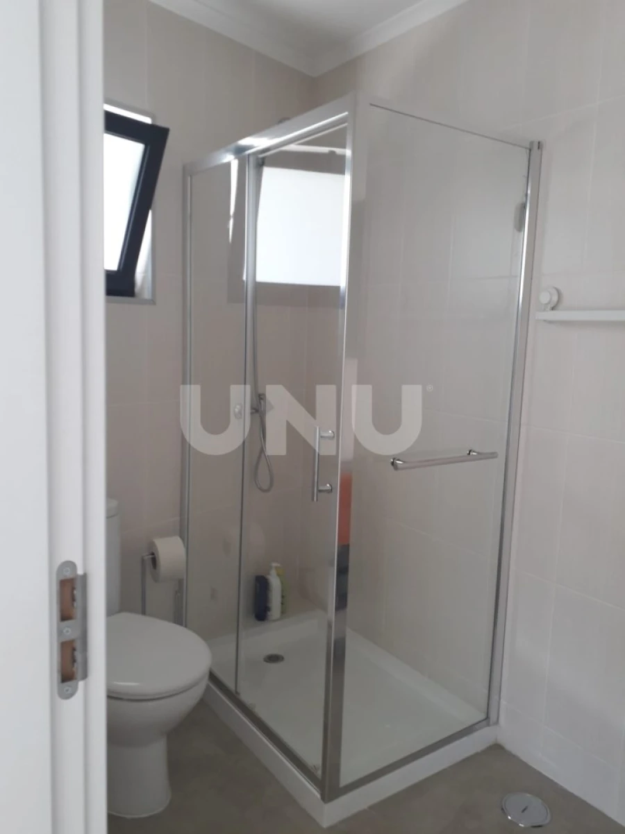 Moradia T3 para Venda em Fernao Ferro Foto 3