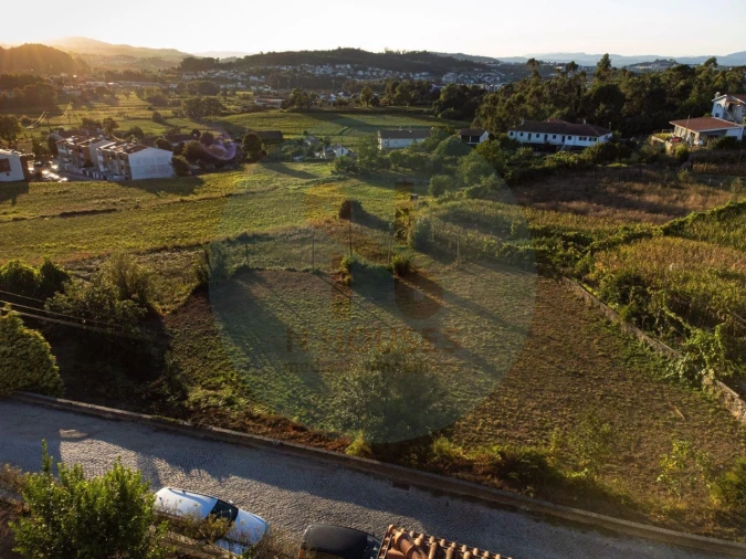 Terreno para Venda em Esporões Foto 7