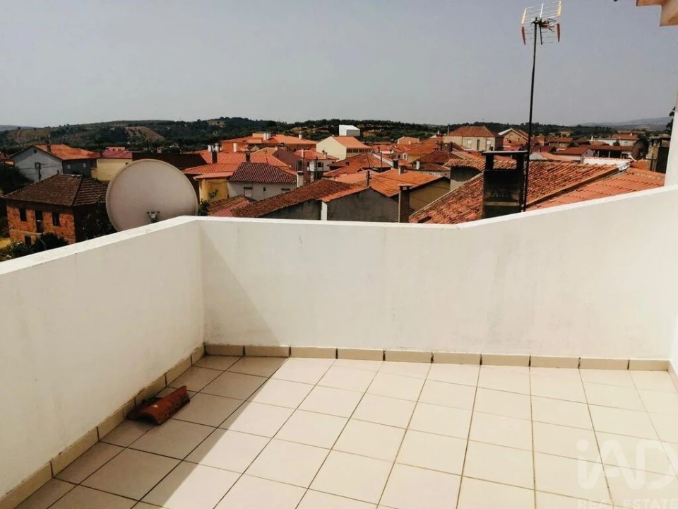 Moradia T3 para Venda em Lombo Foto 17