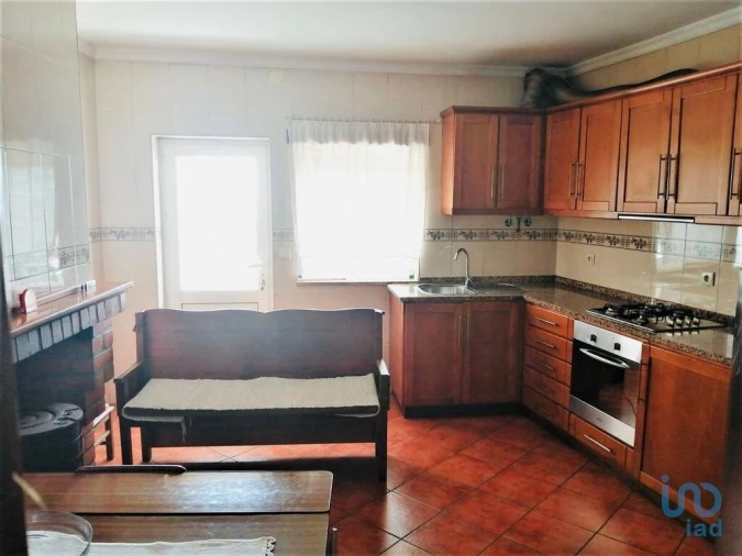 Moradia T3 para Venda em Lombo Foto 7