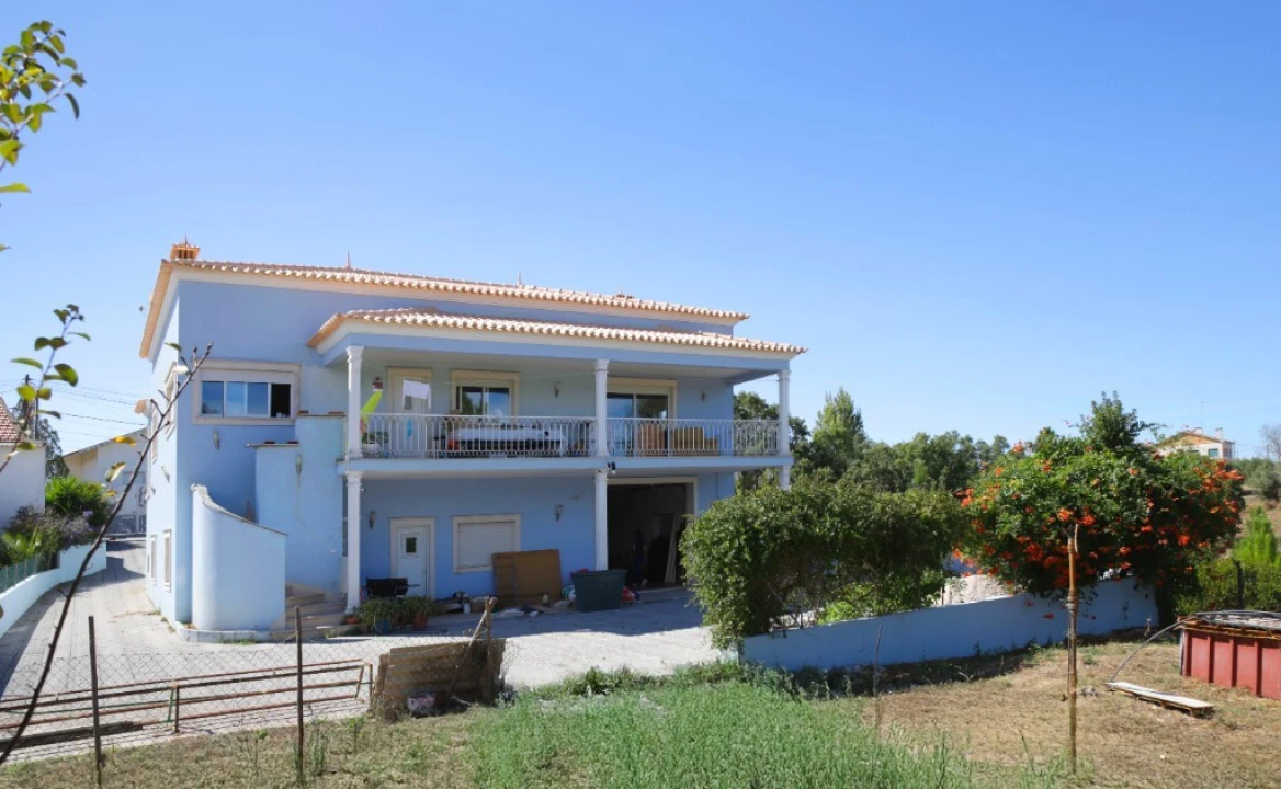 Moradia T4 para Venda em São João Baptista e Santa Maria dos Olivais Foto 4