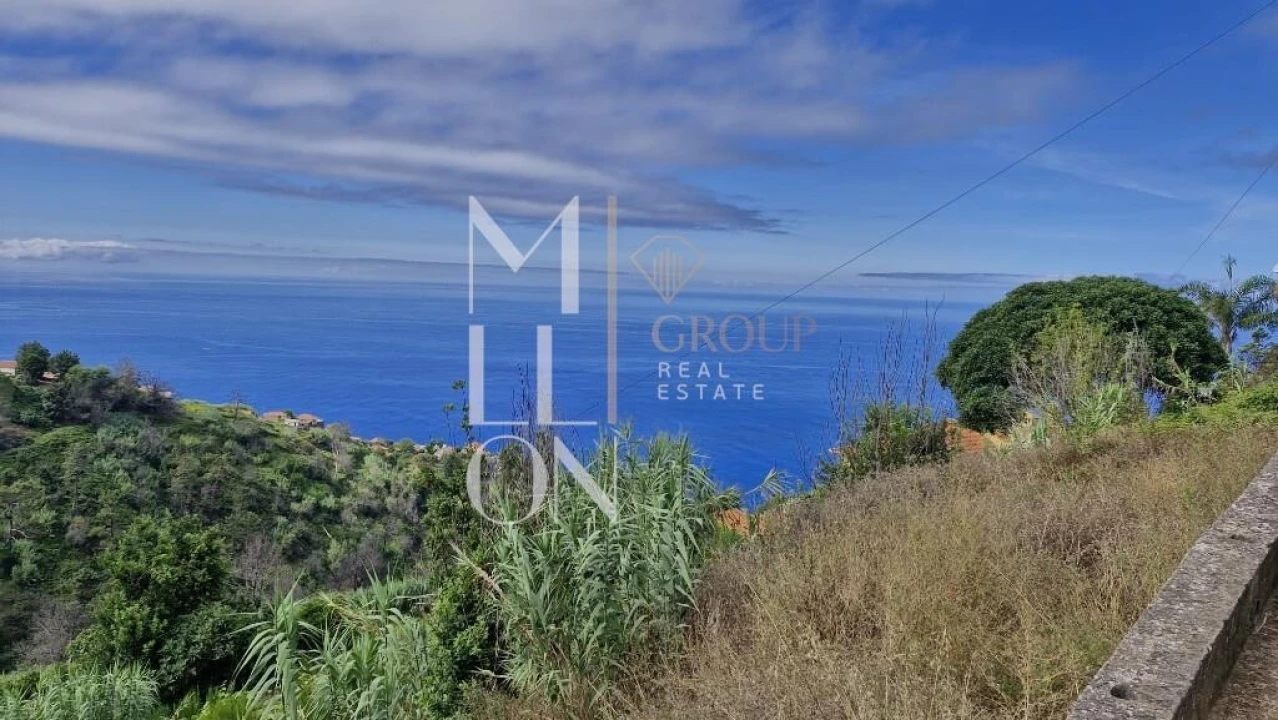 Terreno para Venda em Fajã da Ovelha Foto 1