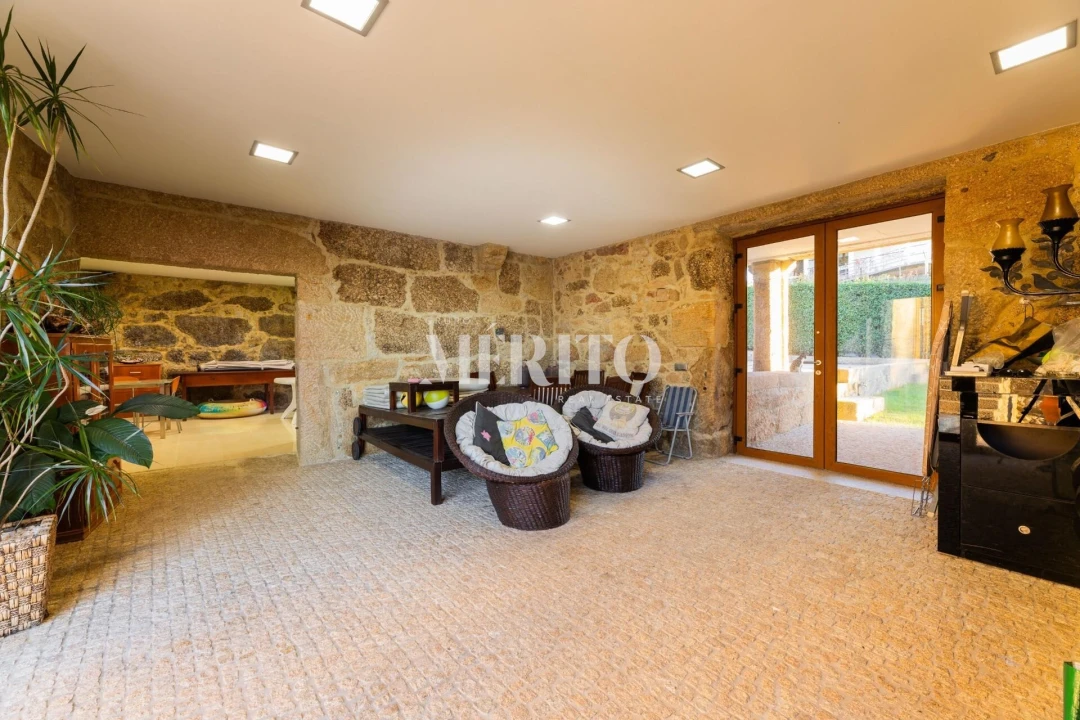 Moradia T3 para Venda em Airo Foto 39