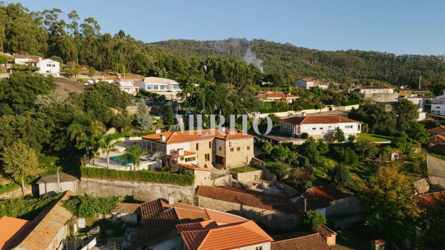 Moradia T3 para Venda em Airo Foto 45