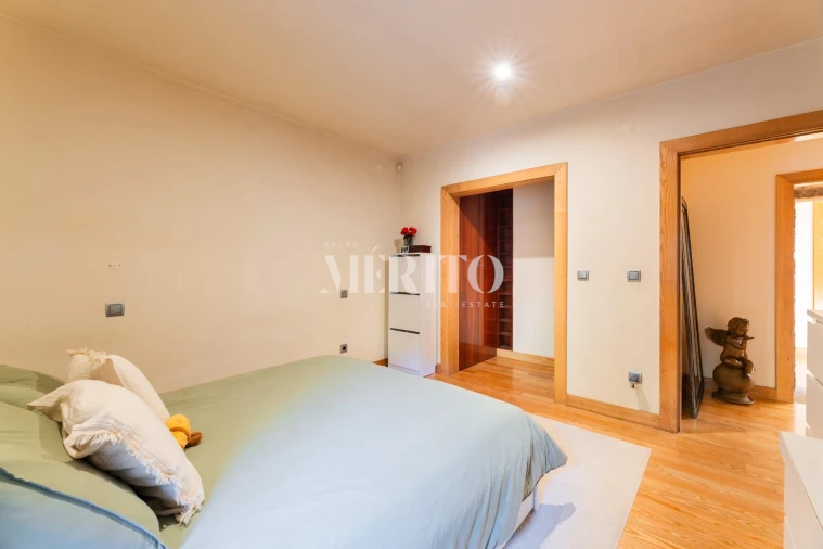 Moradia T3 para Venda em Airo Foto 23