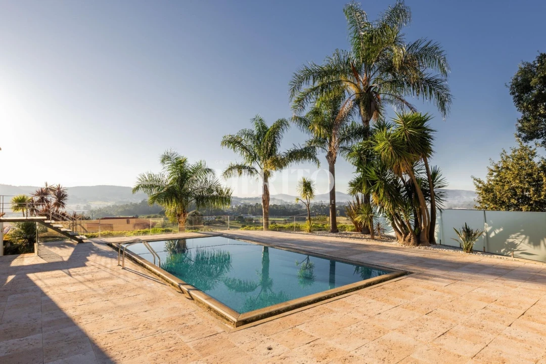 Moradia T3 para Venda em Airo Foto 3