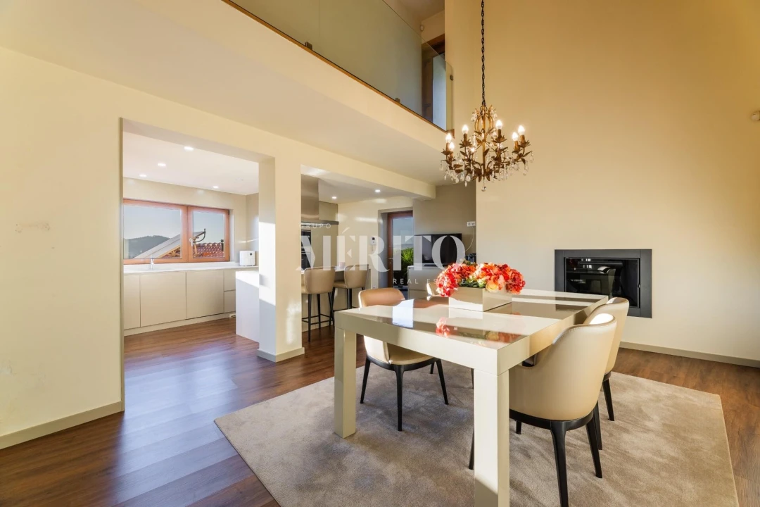 Moradia T3 para Venda em Airo Foto 28