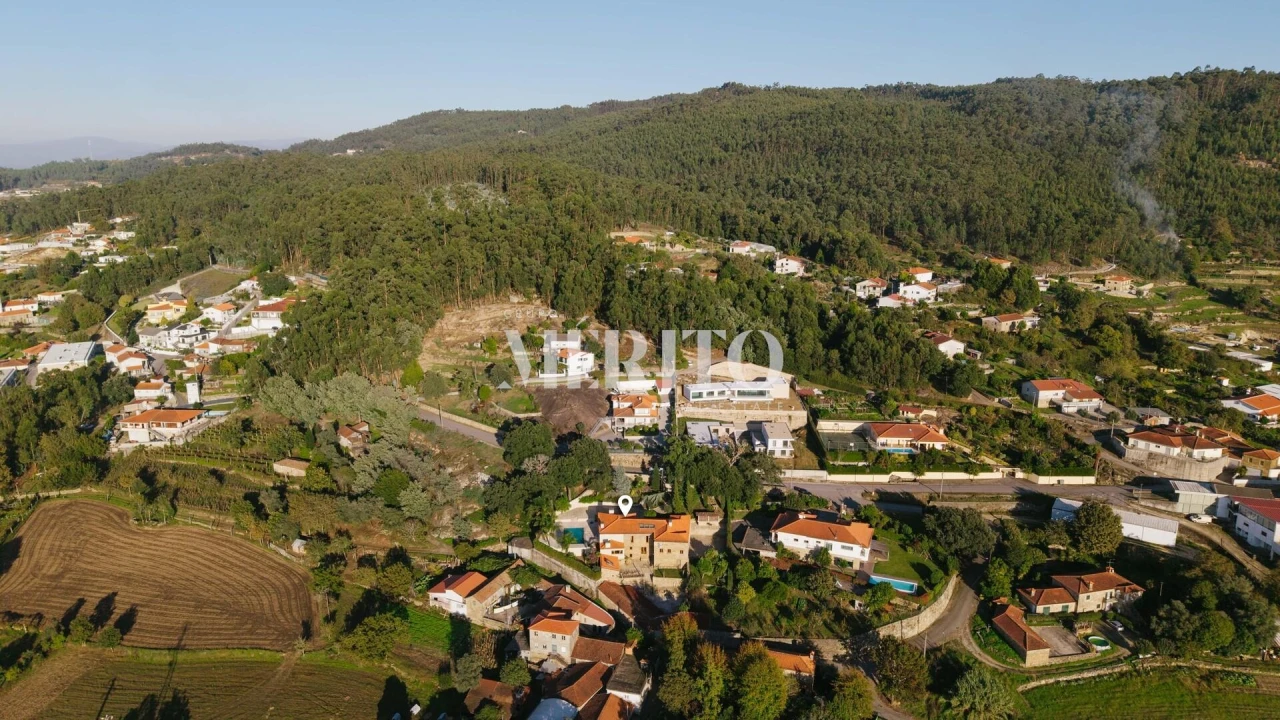 Moradia T3 para Venda em Airo Foto 43