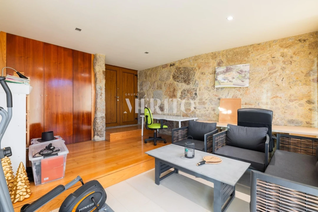 Moradia T3 para Venda em Airo Foto 20