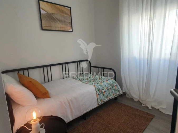 Moradia T1 para Venda em Gambia-Pontes-Alto da Guerra Foto 4