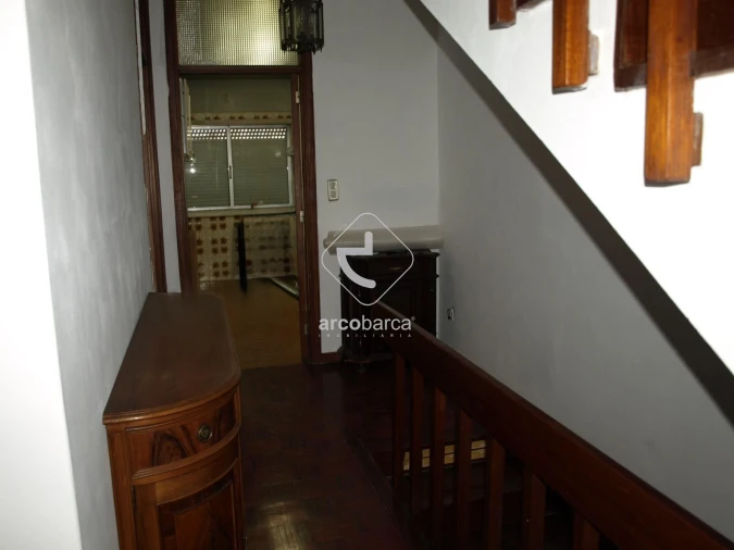 Moradia T4 para Venda em Pedrouços Foto 3