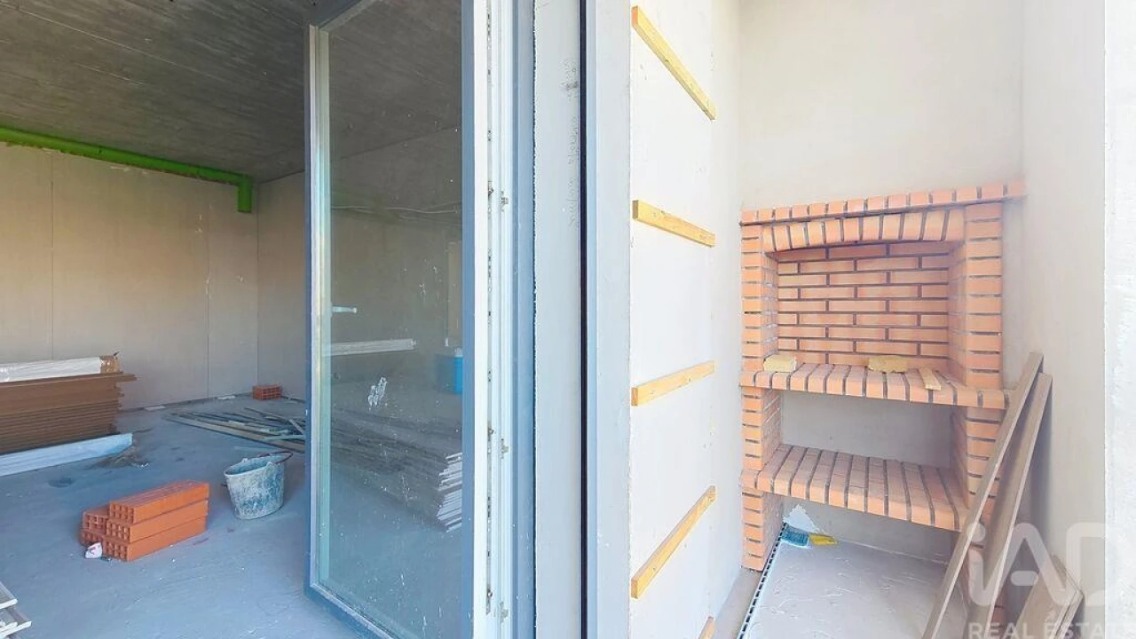 Apartamento T3 para Venda em Ramalhal Foto 17