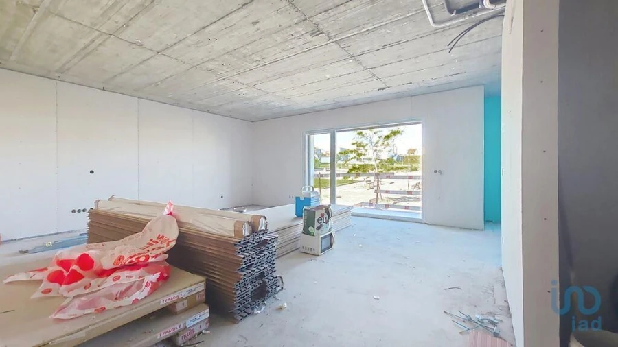 Apartamento T3 para Venda em Ramalhal Foto 13