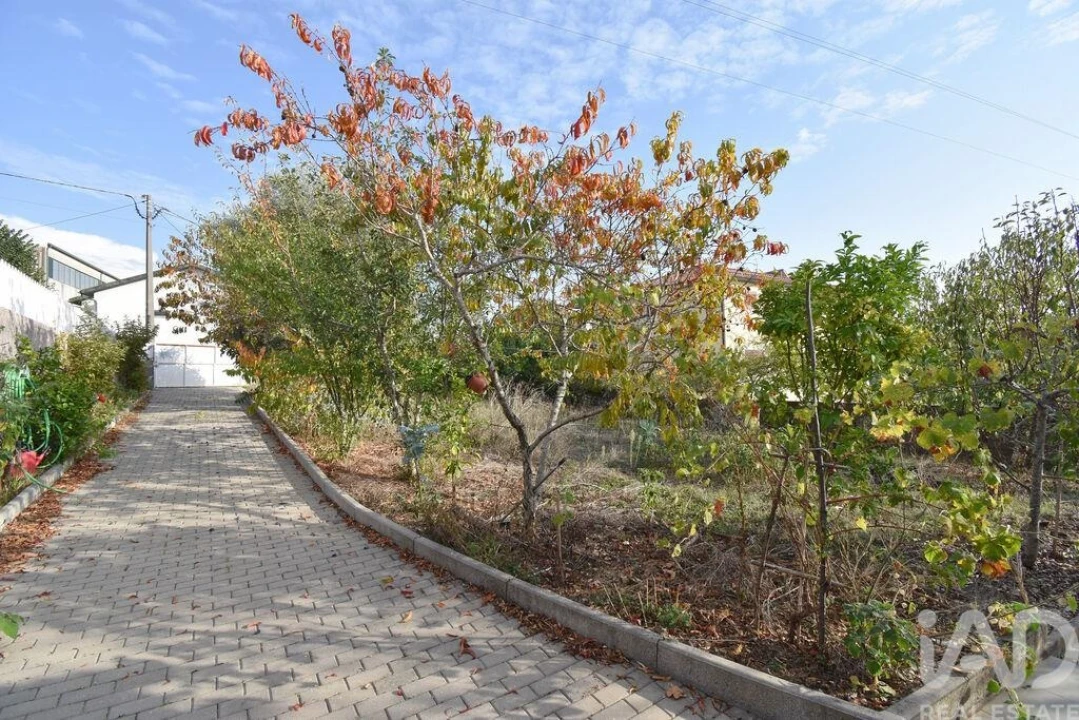 Moradia T3 para Venda em Arrifana Foto 24