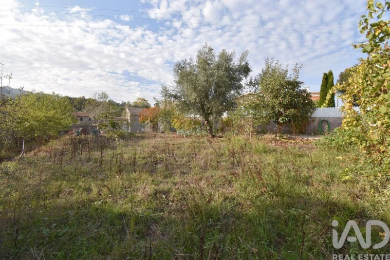 Moradia T3 para Venda em Arrifana Foto 26