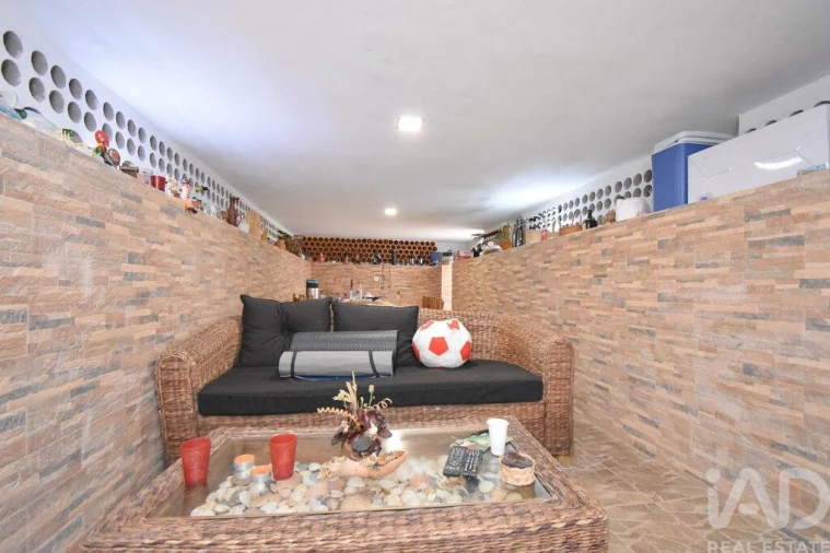 Moradia T3 para Venda em Arrifana Foto 22