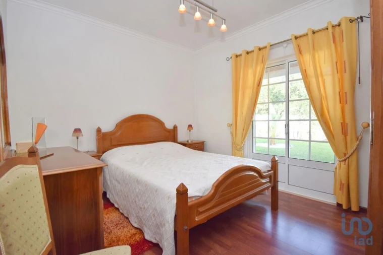 Moradia T3 para Venda em Arrifana Foto 11