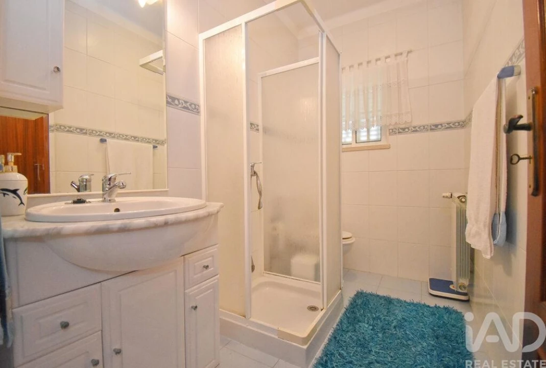 Moradia T3 para Venda em Arrifana Foto 16