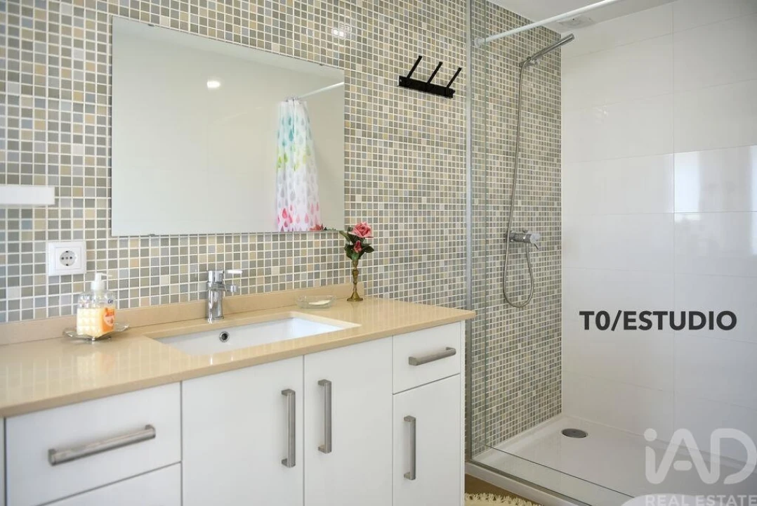 Moradia T7 para Venda em Oliveira do Bairro Foto 20