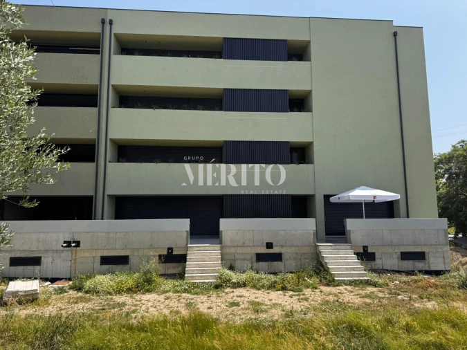 Apartamento T2 para Venda em Caldelas Foto 21