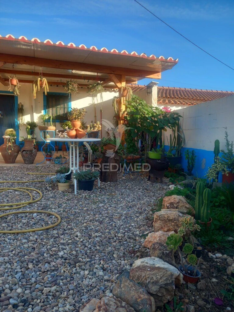 Moradia T2 para Venda em Redondo Foto 15