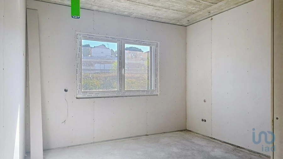 Apartamento T3 para Venda em Ramalhal Foto 11