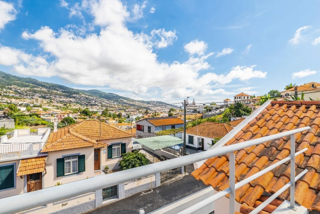 Moradia T3 para Venda em Santo Antonio Foto 22