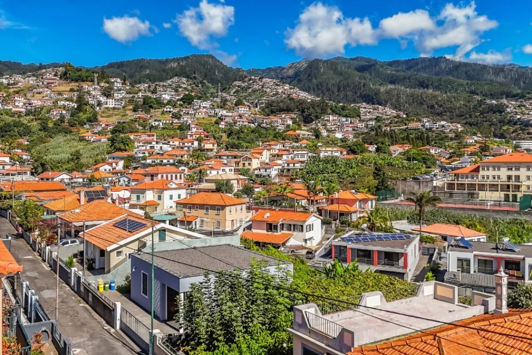 Moradia T3 para Venda em Santo Antonio Foto 77