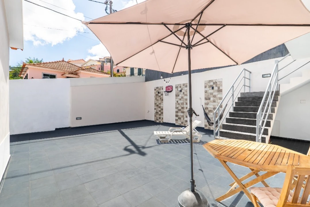 Moradia T3 para Venda em Santo Antonio Foto 20