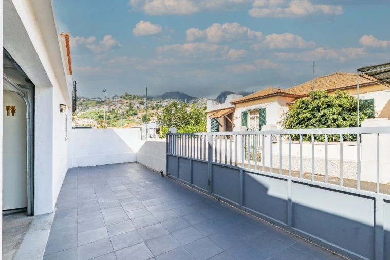 Moradia T3 para Venda em Santo Antonio Foto 66