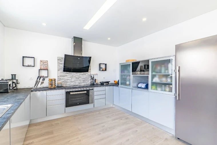 Moradia T3 para Venda em Santo Antonio Foto 24