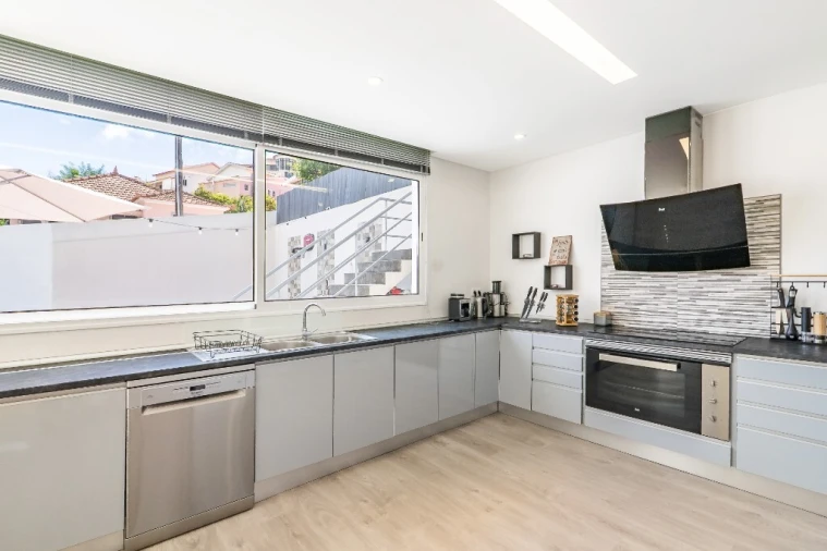 Moradia T3 para Venda em Santo Antonio Foto 27