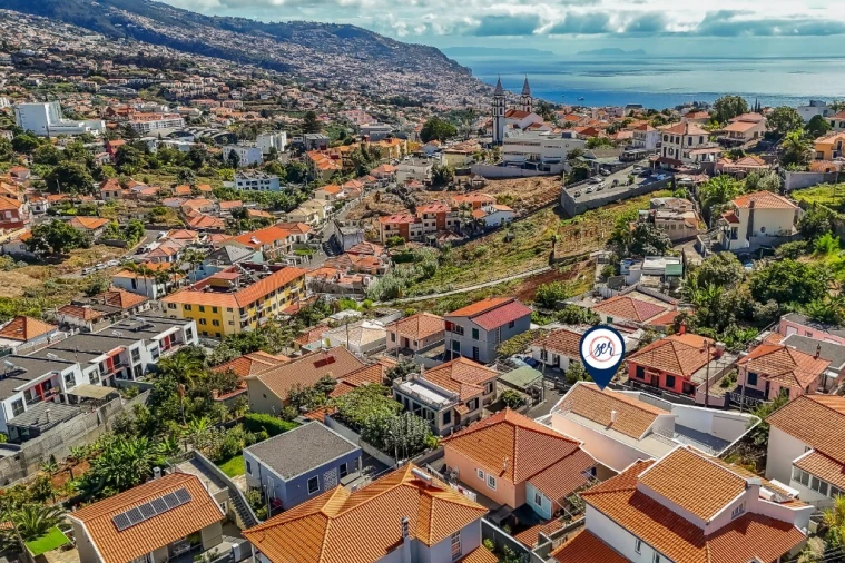 Moradia T3 para Venda em Santo Antonio Foto 74