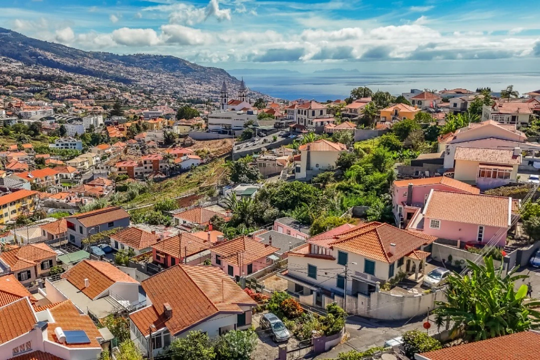 Moradia T3 para Venda em Santo Antonio Foto 75