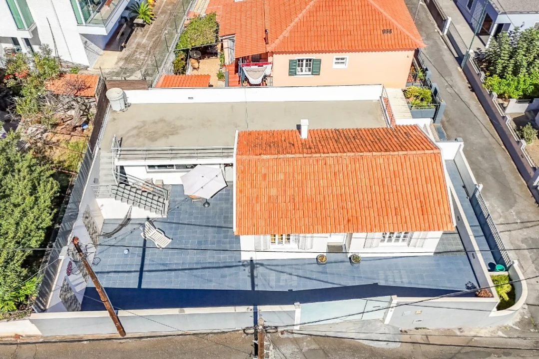 Moradia T3 para Venda em Santo Antonio Foto 3