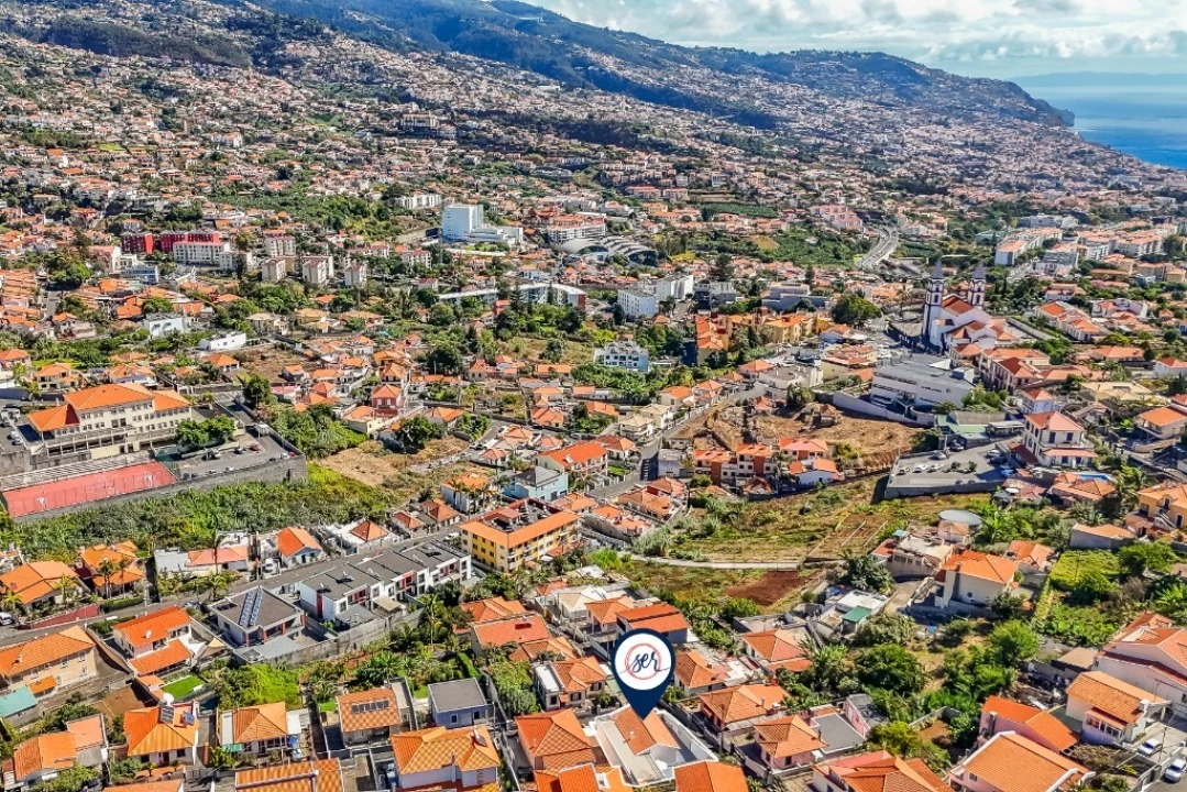 Moradia T3 para Venda em Santo Antonio Foto 79