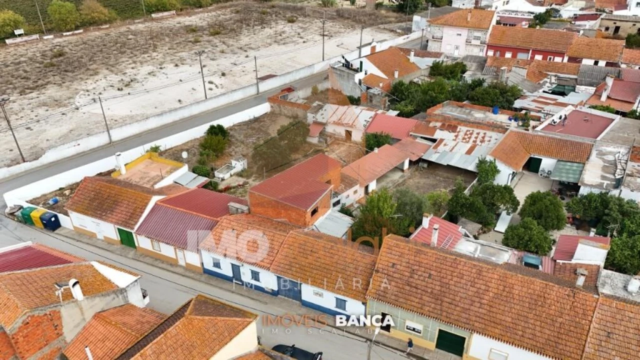 Moradia T3 para Venda em Benfica do Ribatejo Foto 3