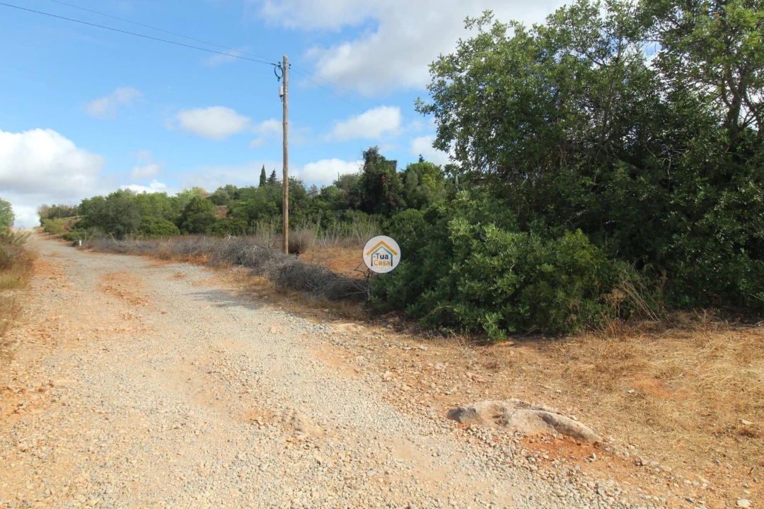 Terreno para Venda em Moncarapacho e Fuseta Foto 1