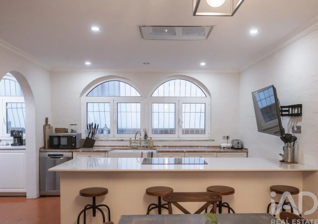 Prédio para Venda em Costa da Caparica Foto 25