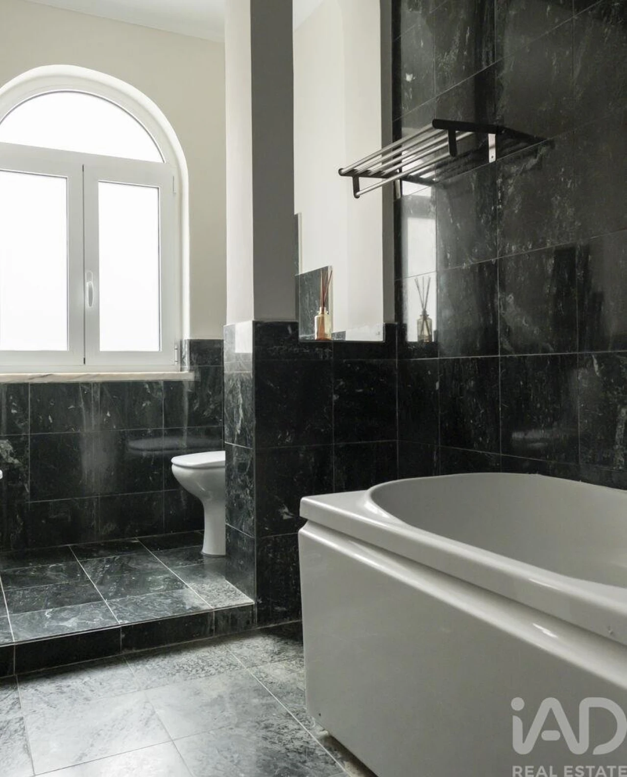 Prédio para Venda em Costa da Caparica Foto 24