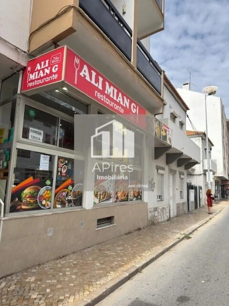 Loja para Trespasse em Costa da Caparica Foto 2