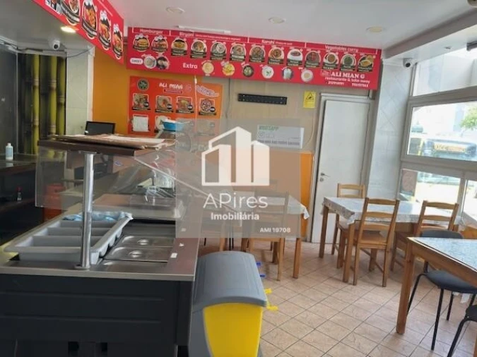 Loja para Trespasse em Costa da Caparica Foto 6