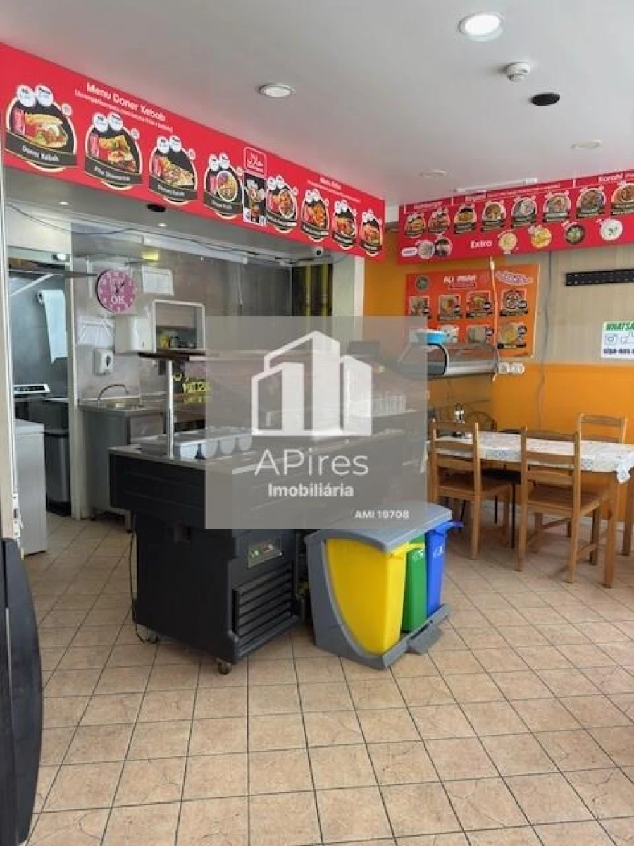 Loja para Trespasse em Costa da Caparica Foto 11